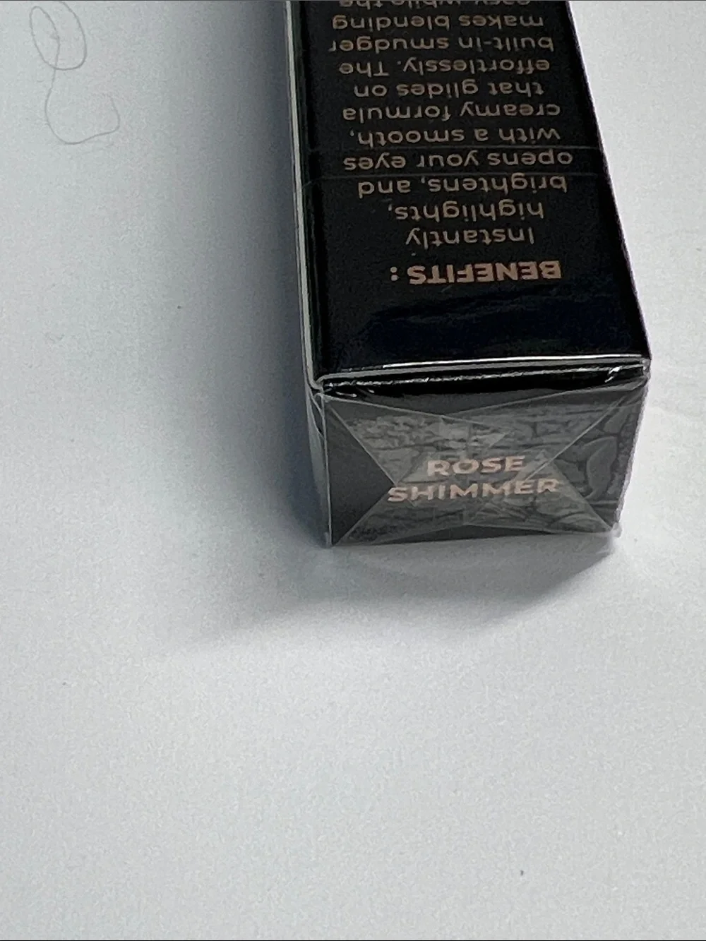 WowCombo Brilliant Eyeshadow Stick Rose Shimmer - New Sealed. Full size.